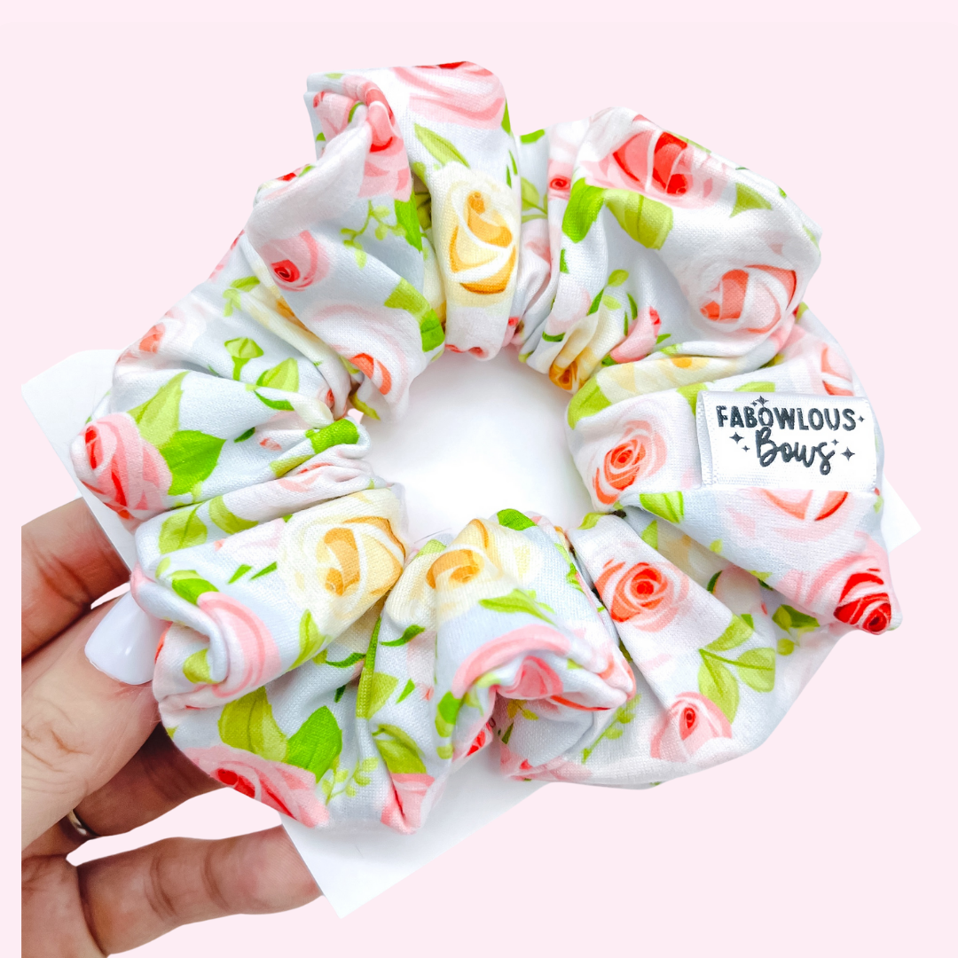 Rose Garden // Scrunchie