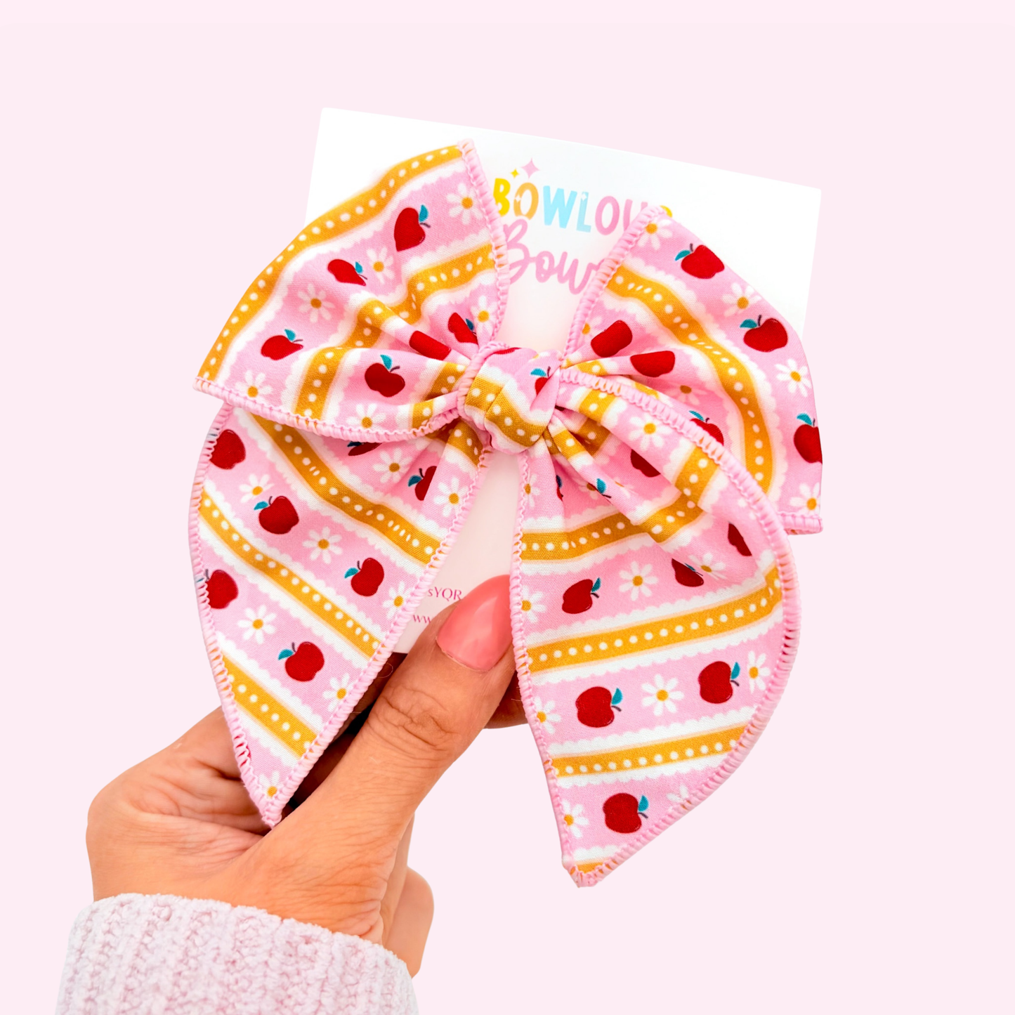 Apples & Daisies • Fabric Fable Bow