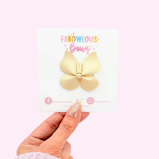 Butterfly Clip • Ivory