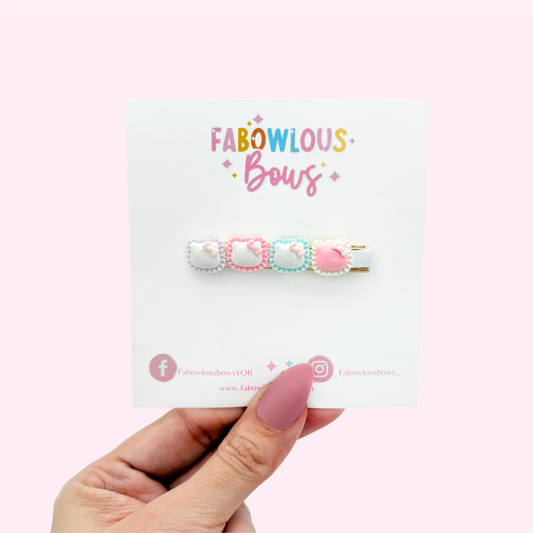 Scalloped Kitty - Bar Clip