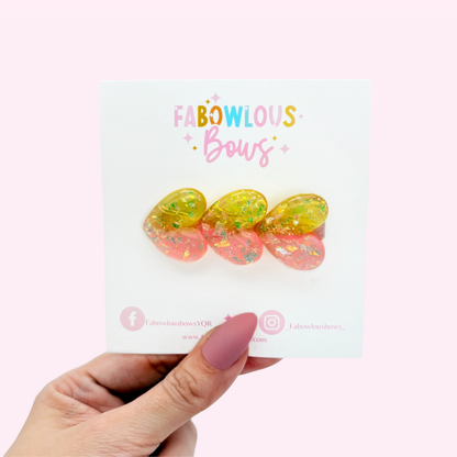Glitter Trio Hearts Yellow/Pink - Bar Clip
