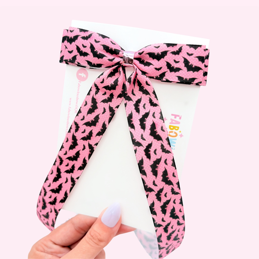 Batty Babe // Long Tail Bow