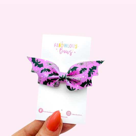 Pretty Batty Pinch Bow
