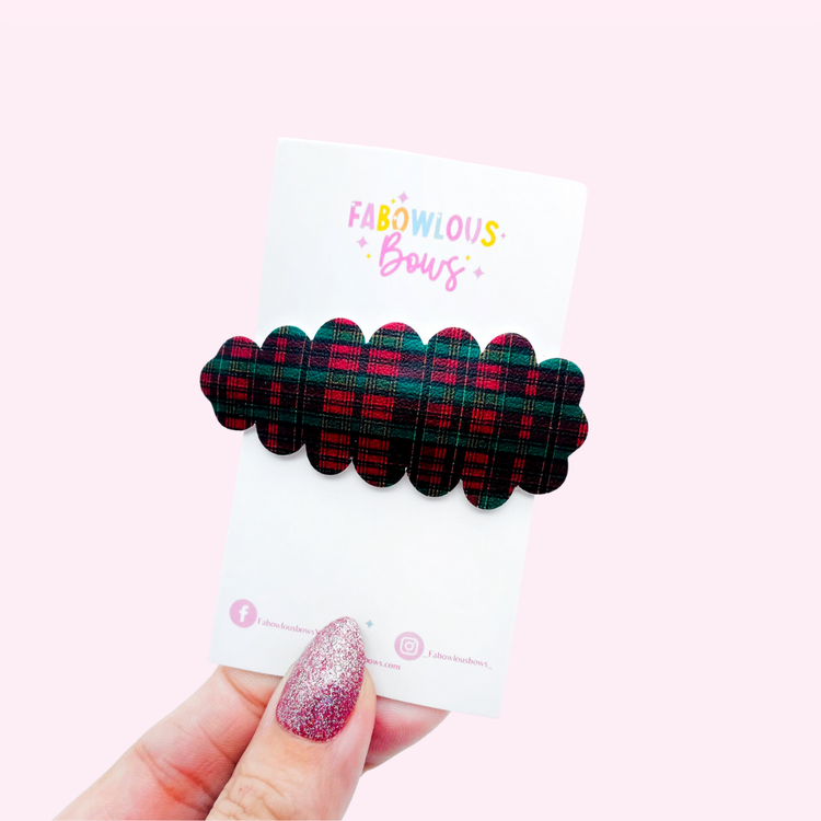 Dark Chistmas Plaid // Snap Clip - 3 for $10