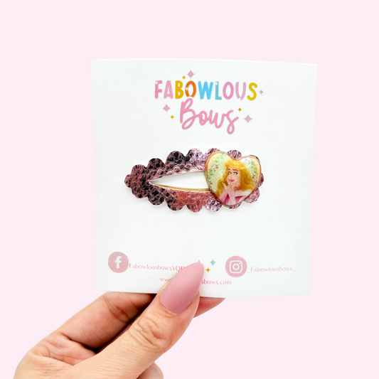 Sleeping Beauty Heart - Deluxe Clip