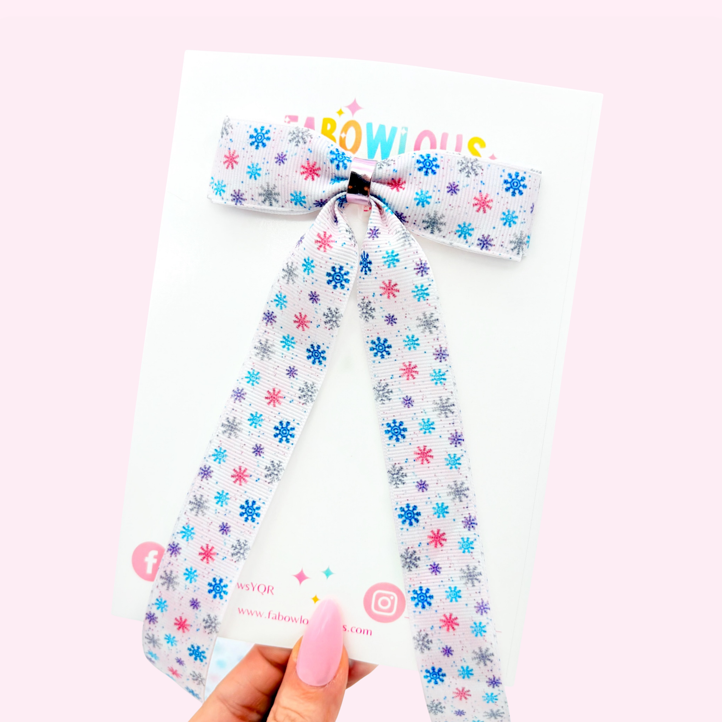 Simple Snowflakes // Long Tail Bow