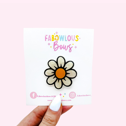 Daisy Flower // Acrylic Clip (3 for 10)