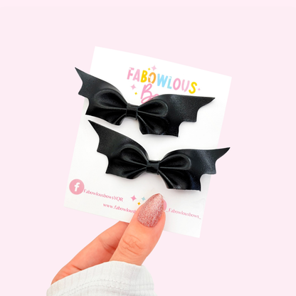 Bat Pinch Bow Pigtails