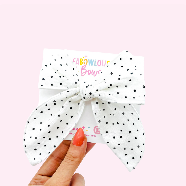 Polka Dot // Fabric Fable Bow