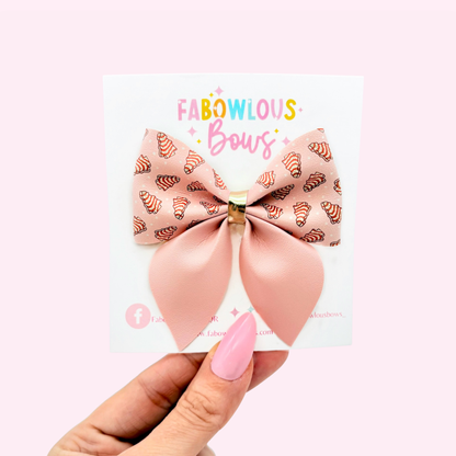 Christmas Cakes // Sailor Bow