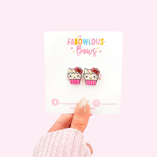 Kitty Cupcake • Acrylic Clip • (3 for 10)