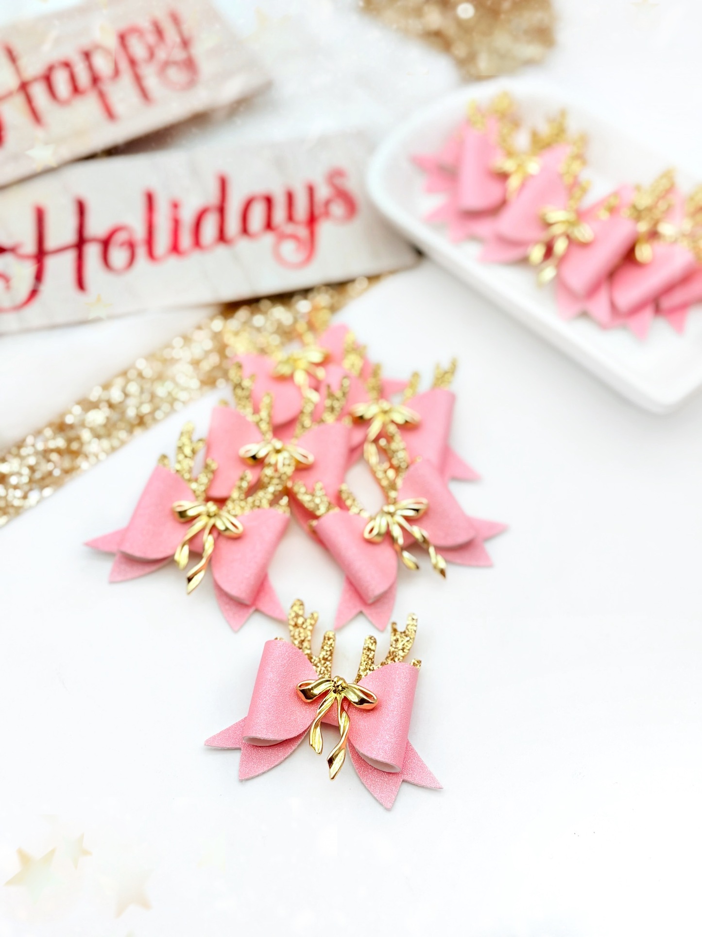 Gold Bows & Reindeer // Pigtails