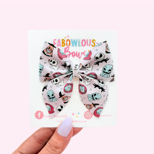 NBC // Sailor Bow