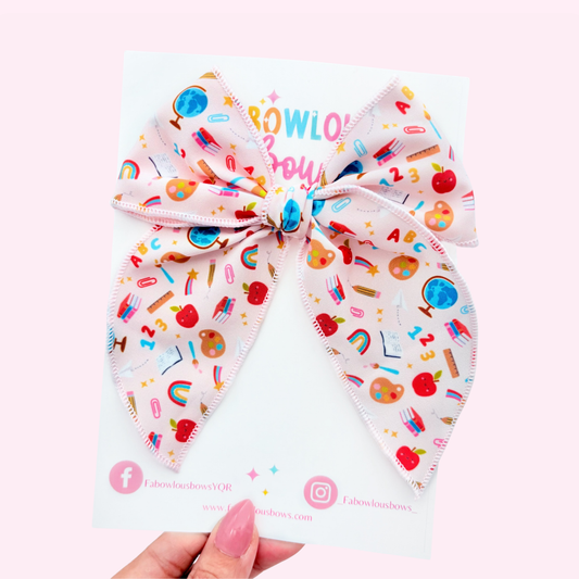 Classic School Bow // Fabric Fable Bow