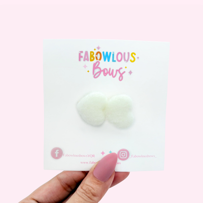 White Fuzzy Love Hearts - Bar Clip