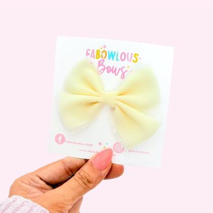 Chiffon Pinwheel • Cream